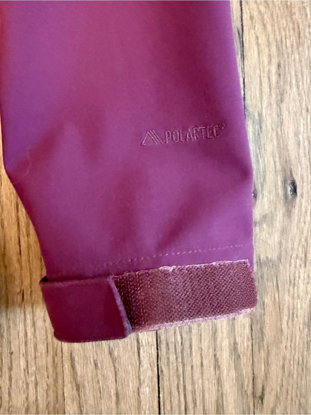 Patagonia Women's Burgundy Full-Zip Soft Shell Jacket - Picture 4 of 4